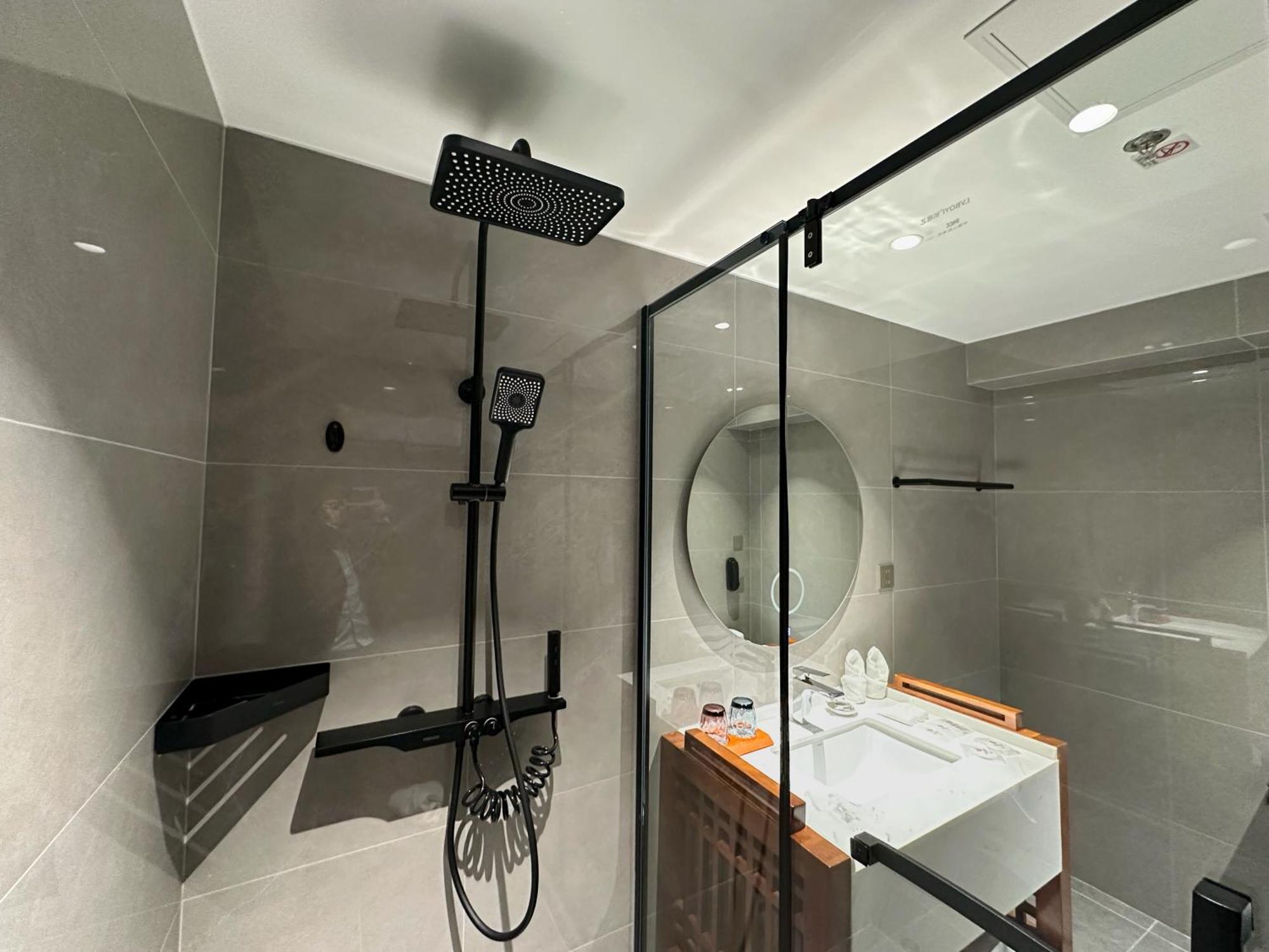 Mason Hotel Шанхай Екстериор снимка