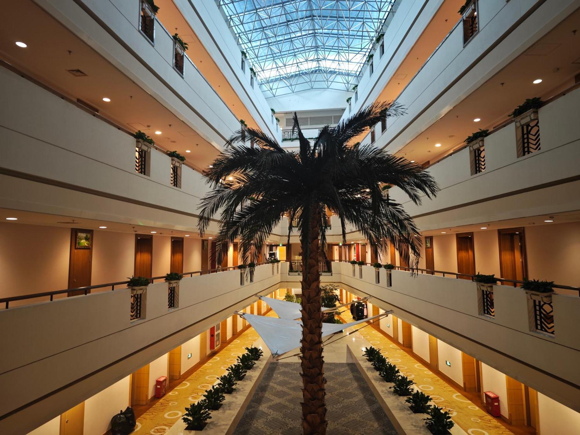 Mason Hotel Шанхай Екстериор снимка