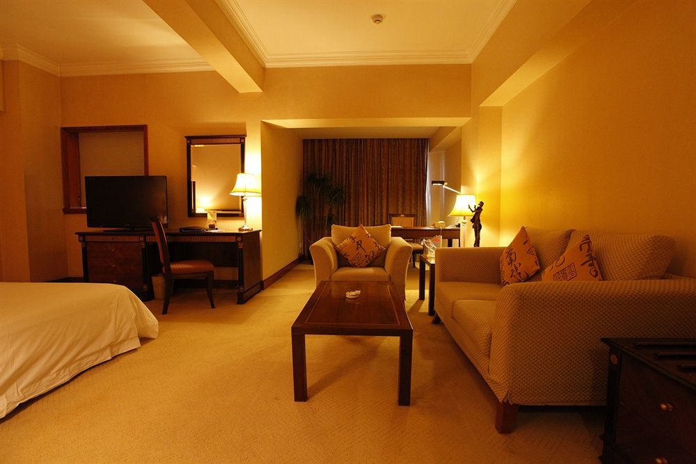 Mason Hotel Шанхай Екстериор снимка