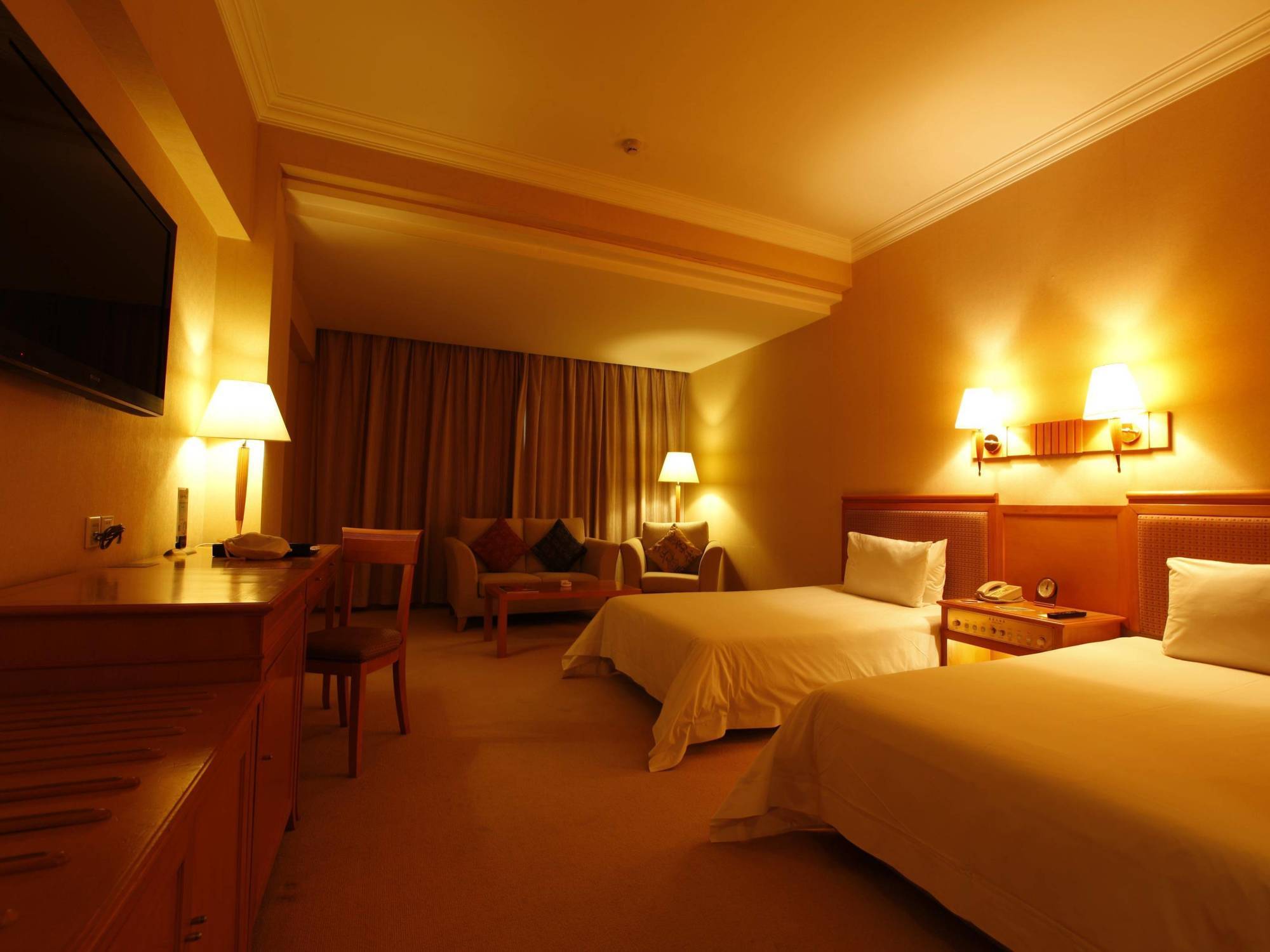 Mason Hotel Шанхай Екстериор снимка