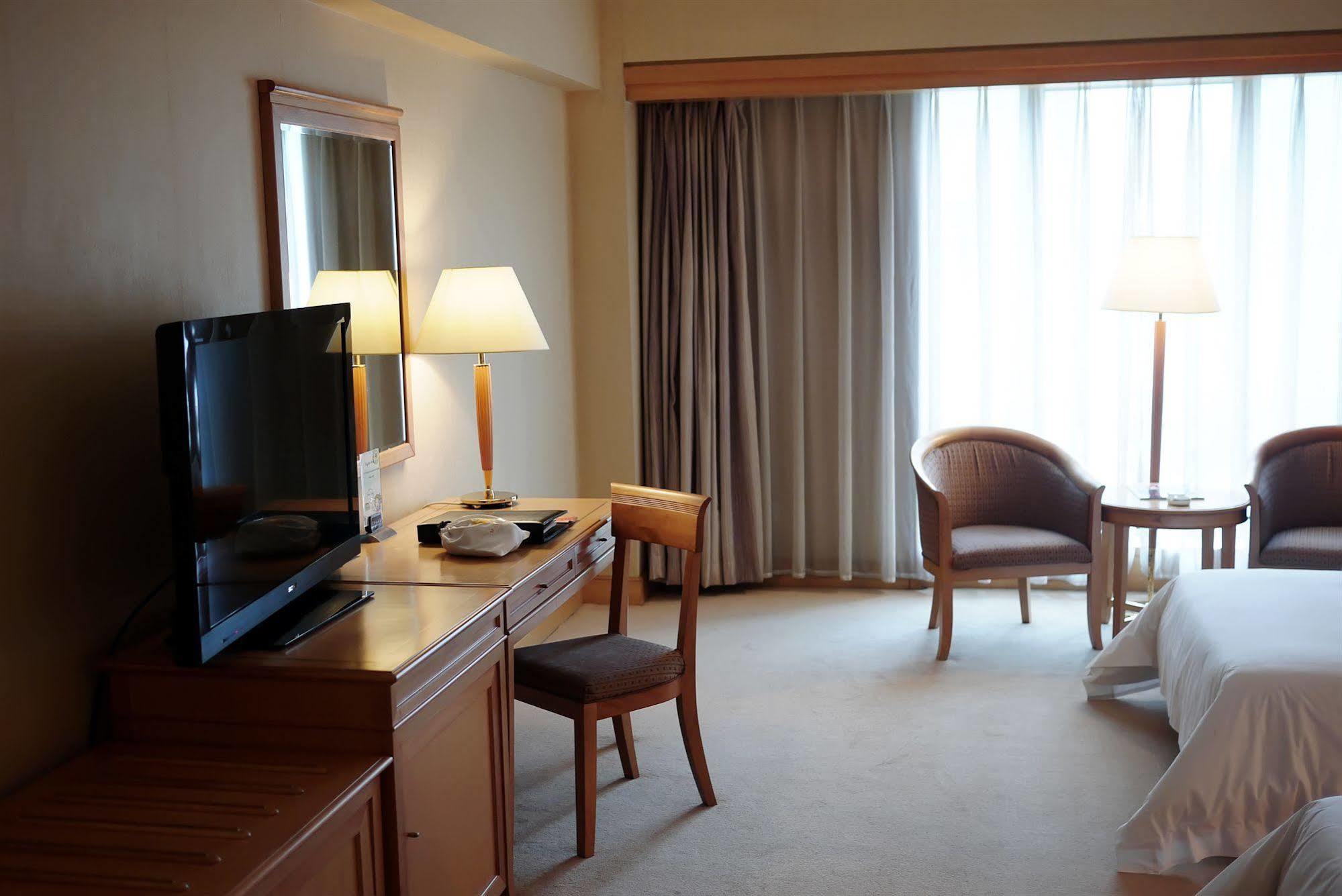 Mason Hotel Шанхай Екстериор снимка